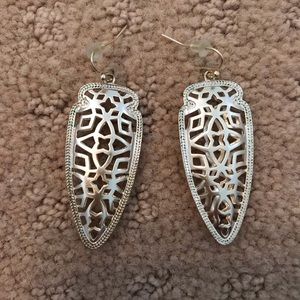 Kendra Scott Sadie gold filigree earrings